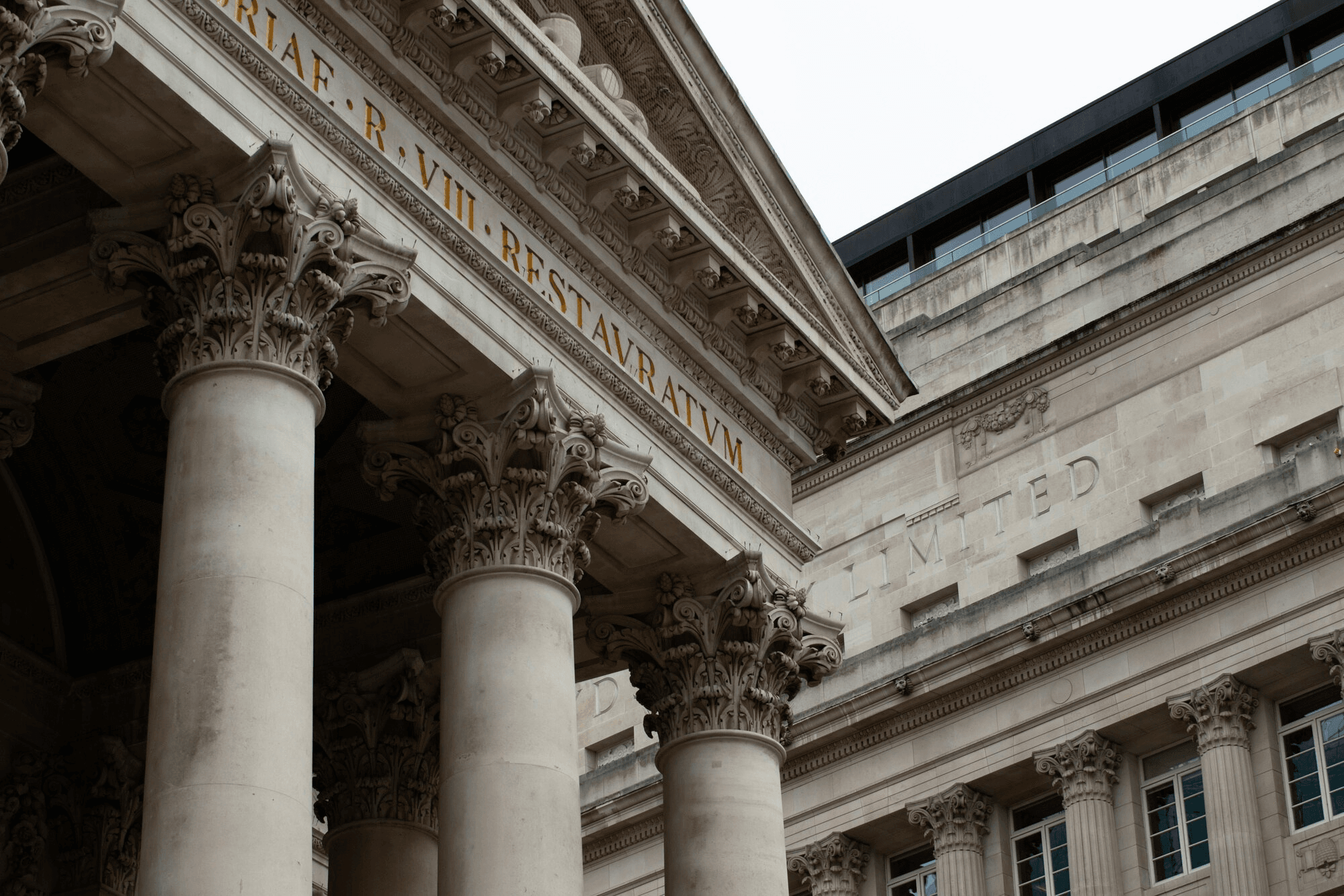 Quand l’expertise juridique s’allie à la technologie : le regard de Laurent Lemaire, commissaire de justice
